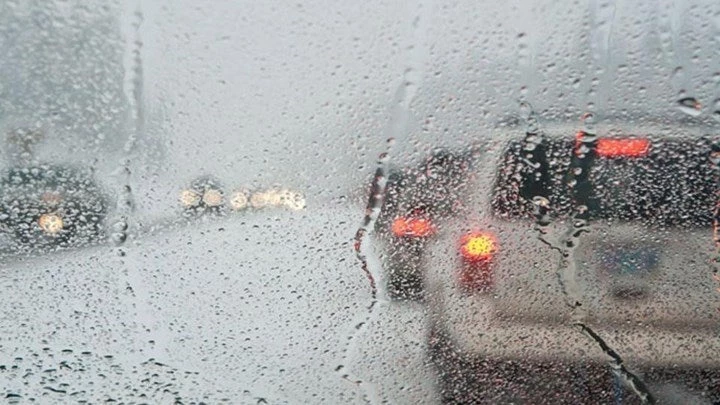 Έκτακτο δελτίο της ΕΜΥ: Βροχές, καταιγίδες και χαλάζι θα πλήξουν ανοιξιάτικα τη χώρα – Αναλυτικοί χάρτες